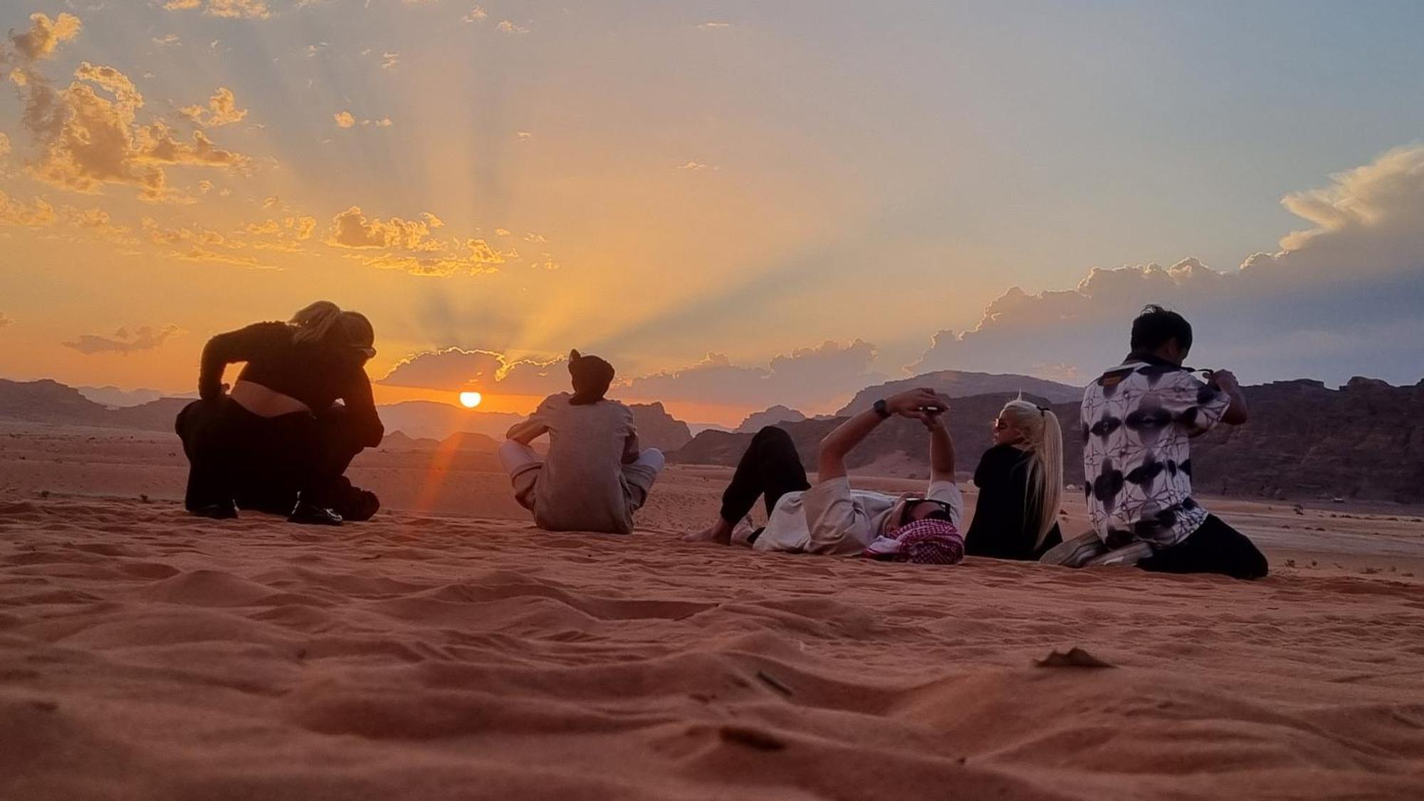 Desert Knights Camp Hotel Wadi Rum Exterior foto